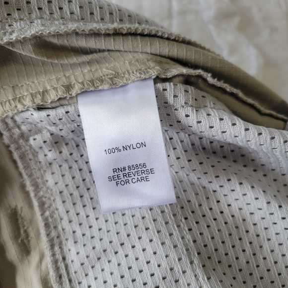 Gander Mountain Guide Series Hiking Outdoor Shorts Lightweight 32 NWOT - Picture 8 of 9